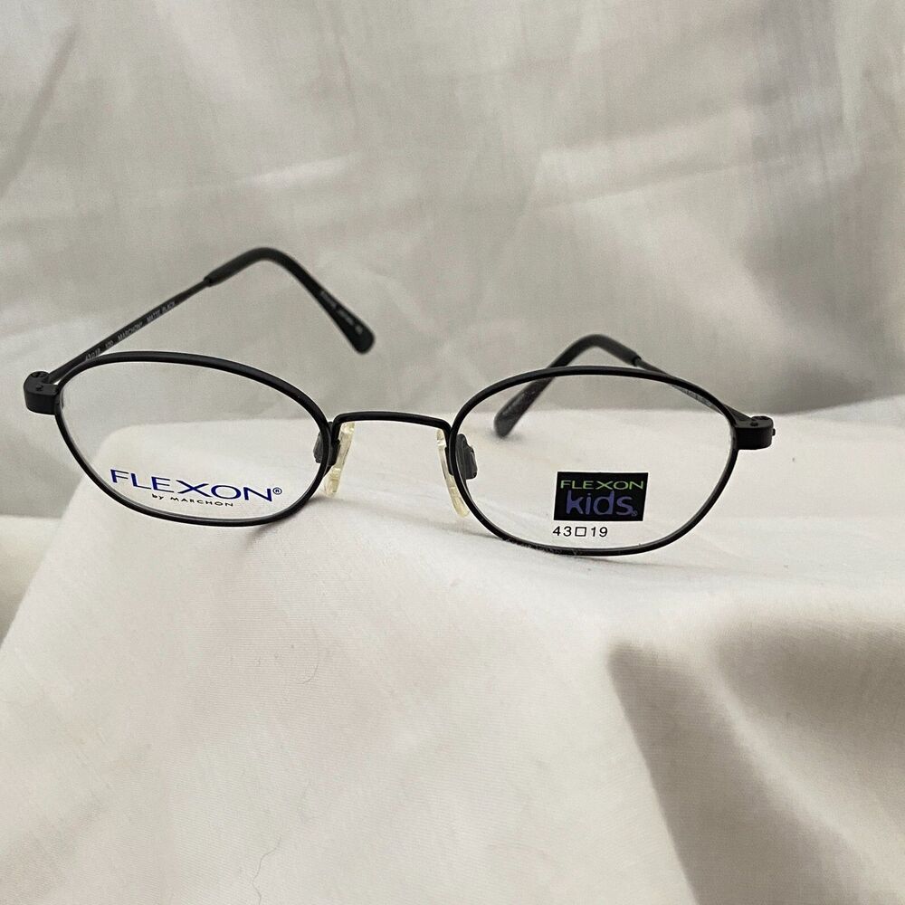 #8444 FLEXON KIDS BLACK EYEGLASSES FRAME ONLY 43-19-120
